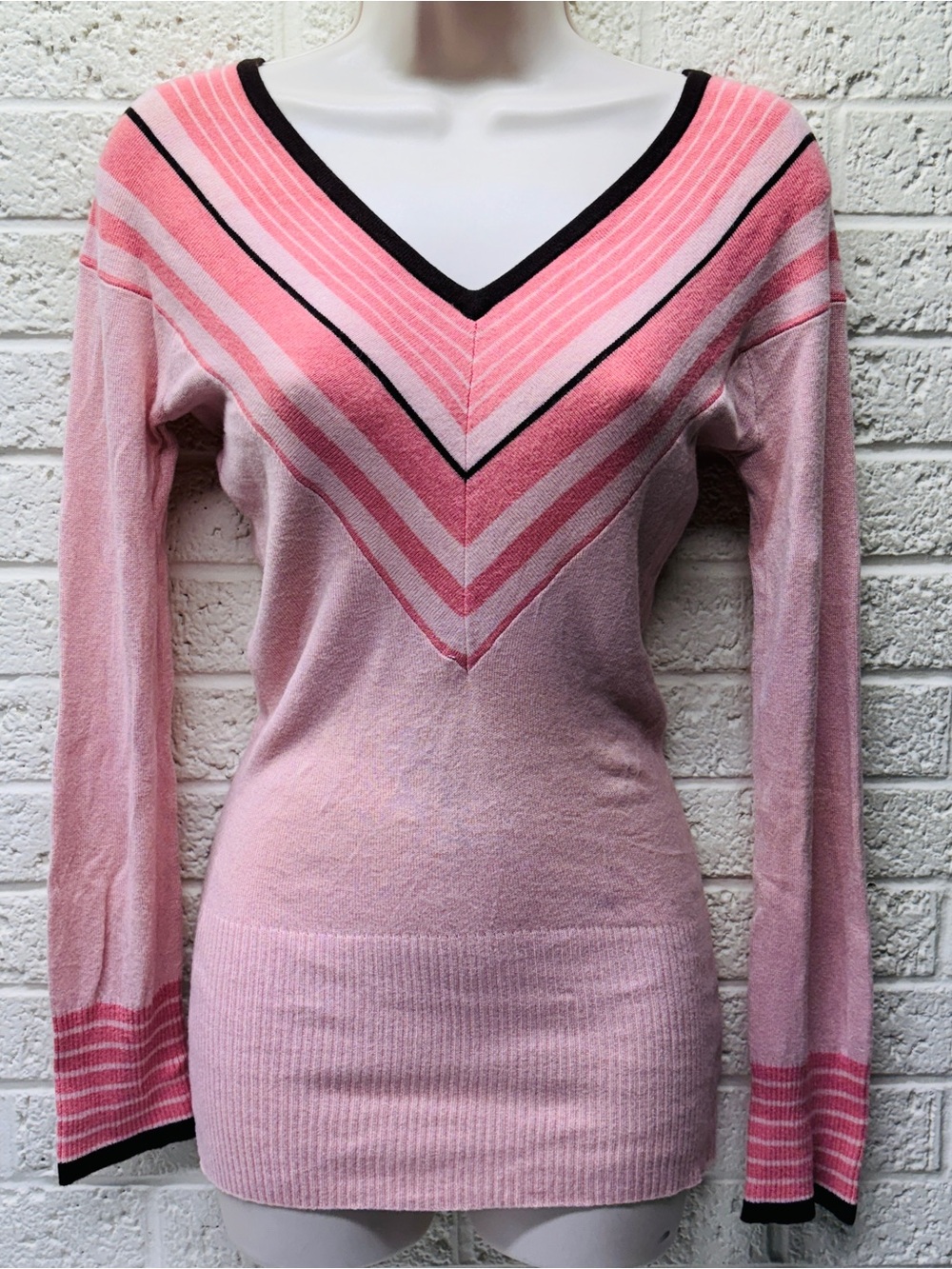 BEBE Sz M Pink & Black Striped Double V-Neck 3/4 Sleeve Knit Sweater Top • VG‼
